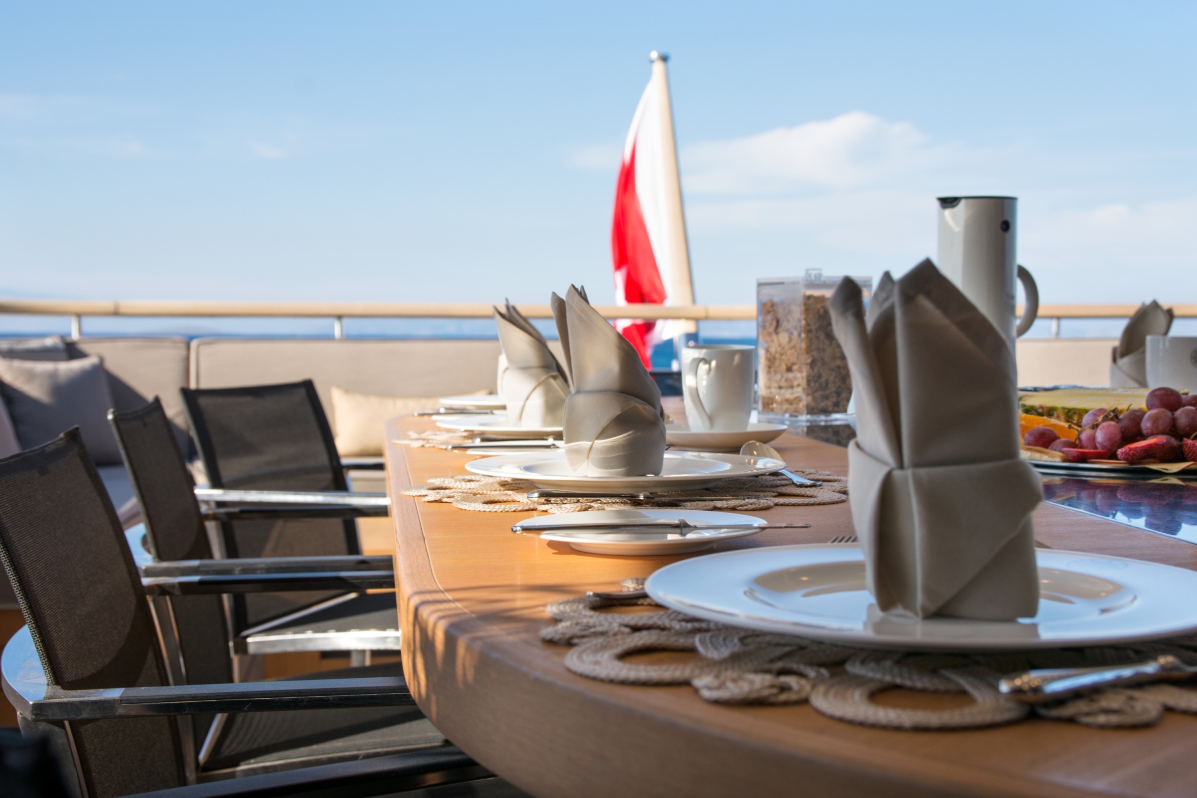 Alfresco dining details.jpg