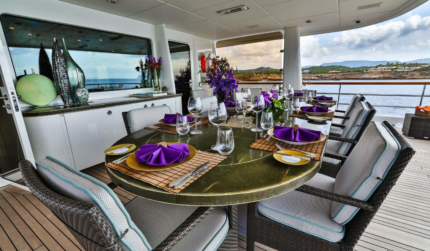 Alfresco dining upper deck.jpg