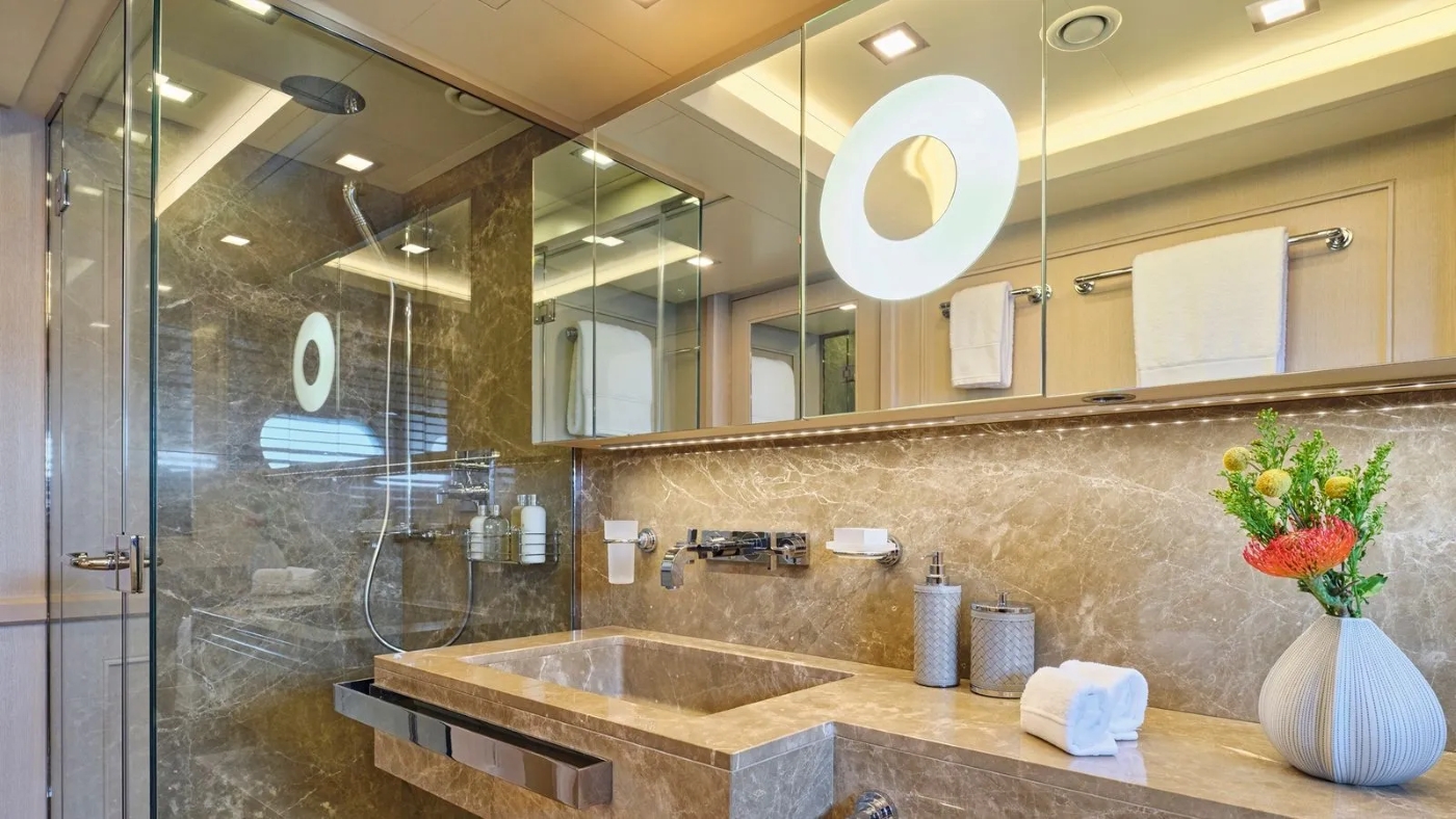 Bathroom Area02.jpg