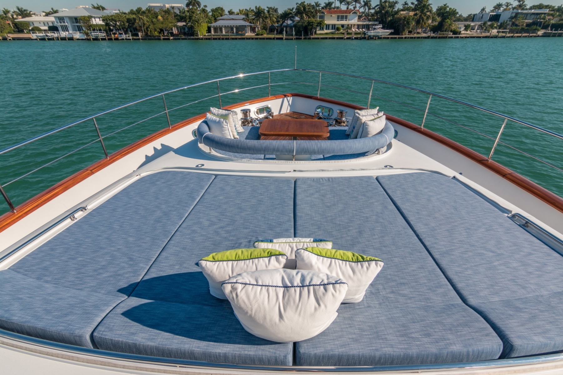 Bow sunpads and seating.jpg