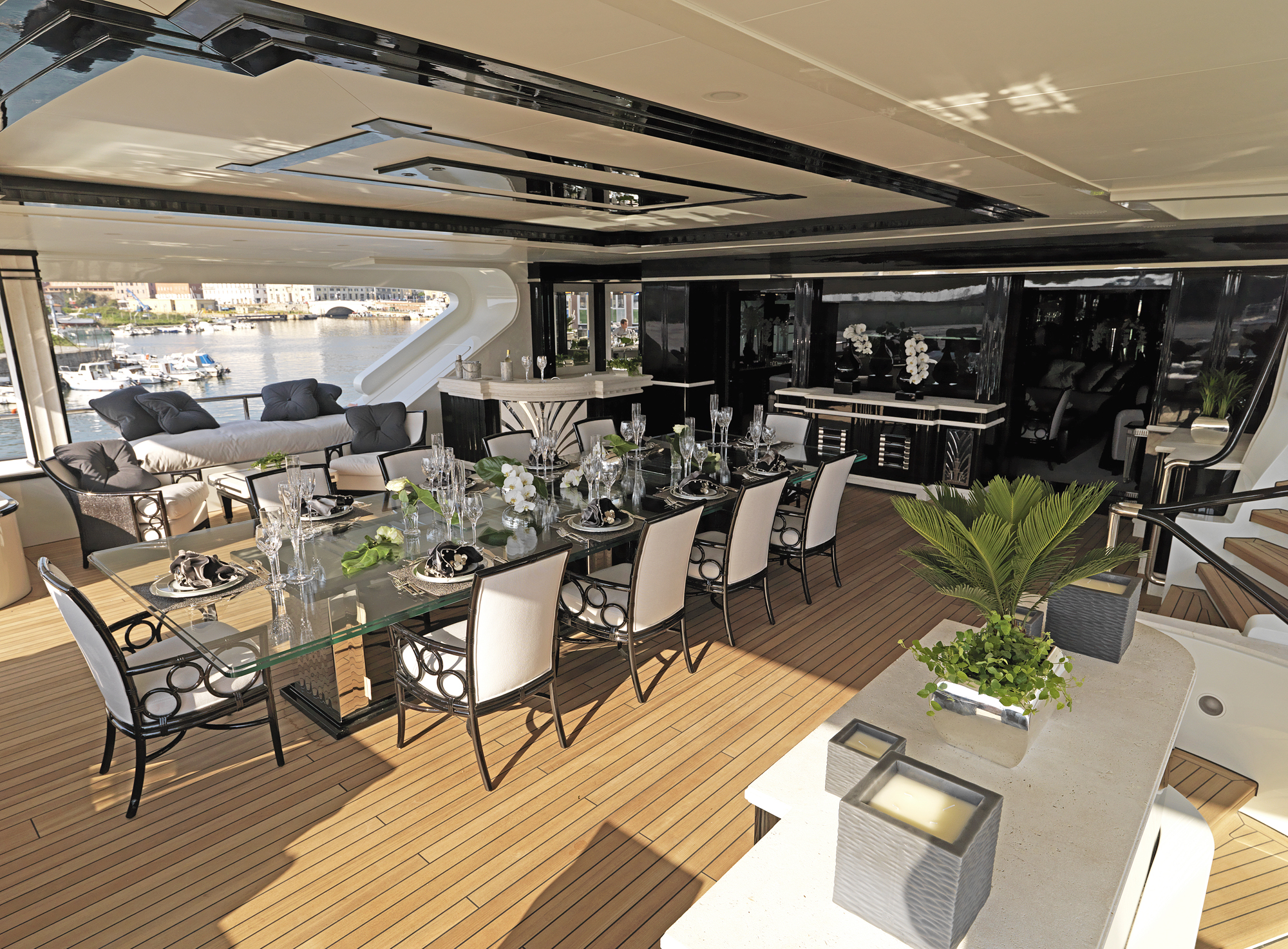 Bridge deck aft  00002.jpg