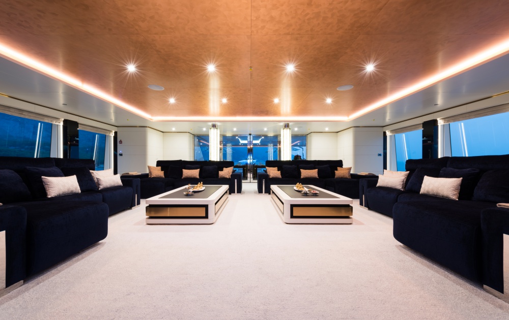 Bridge deck upper saloon.jpg