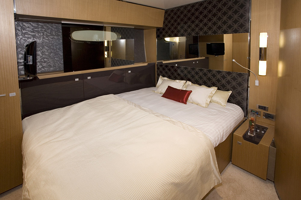 CABIN - DOUBLE CABIN.jpg