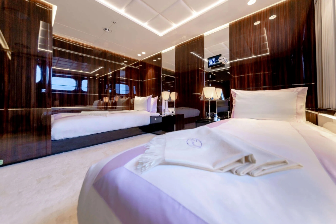 Cabin with double bed 01.jpg