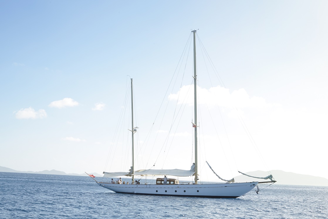 Classic sailing yacht SINCERITY - underway.jpg