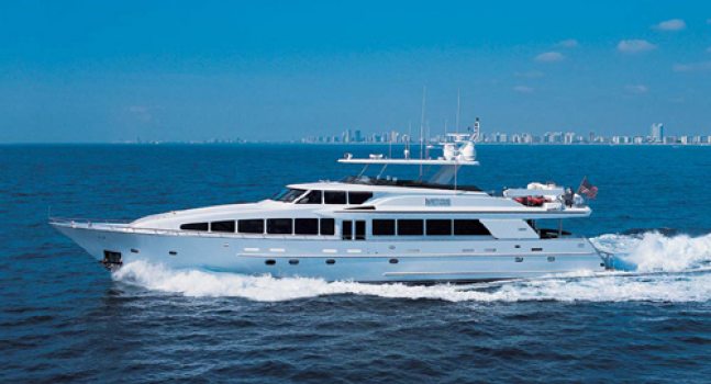 Crescent-Motoryachts.jpg