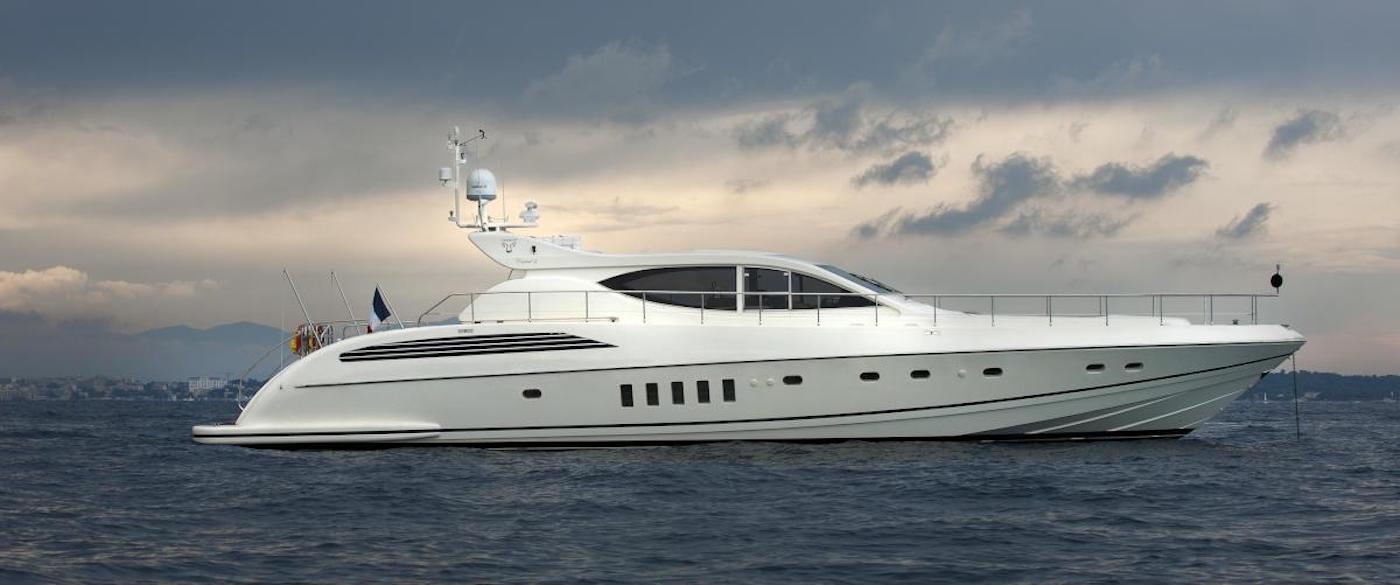 Cristal One Yacht.jpg