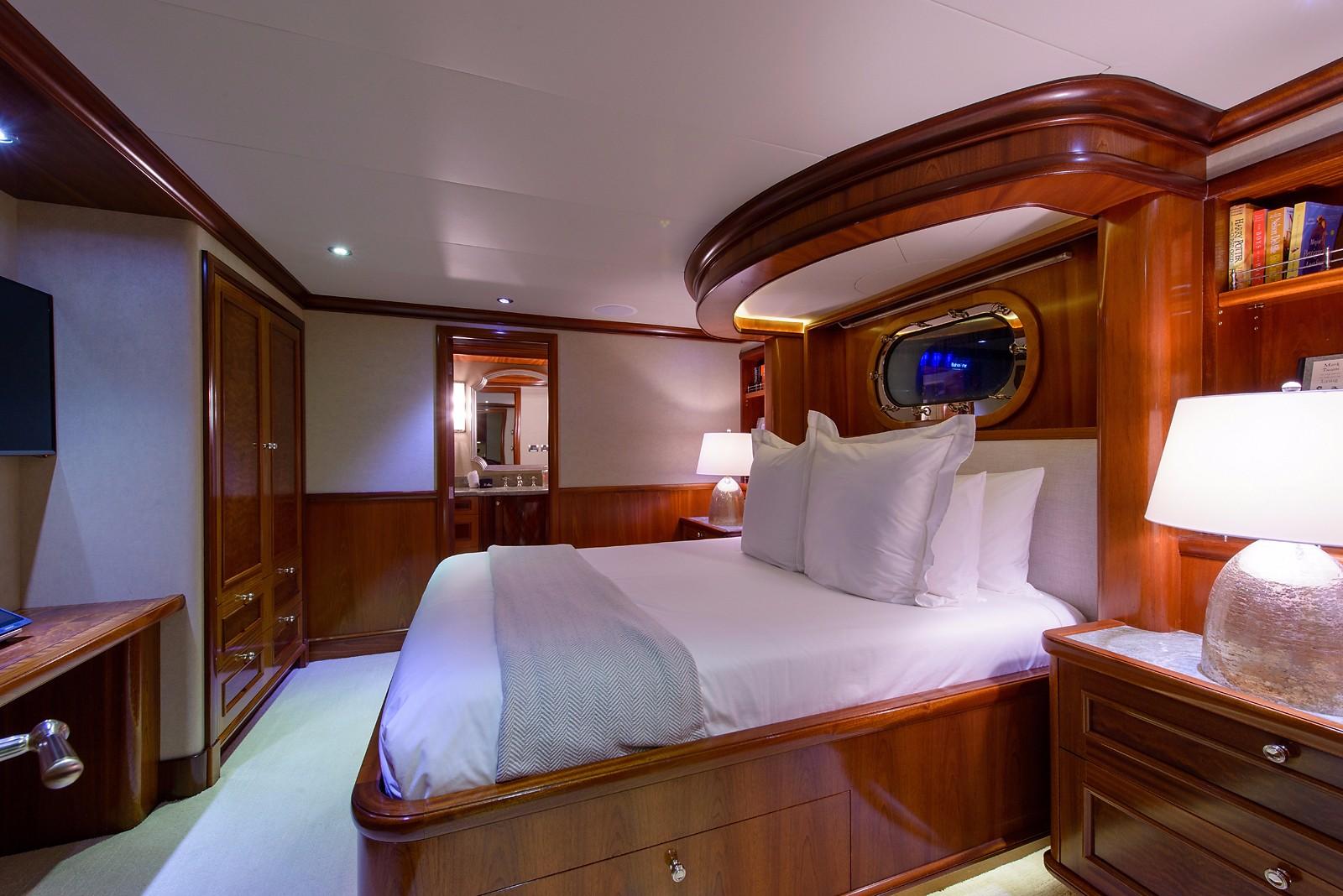 Double guest cabin  00011.jpg