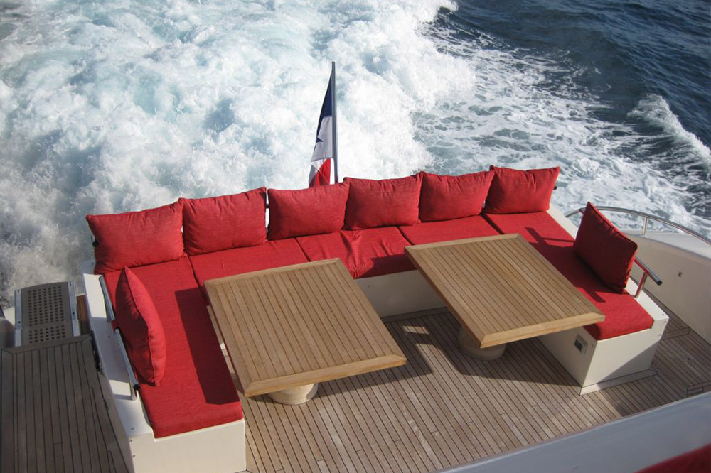 EXTERIOR - OPEN DECK.jpg