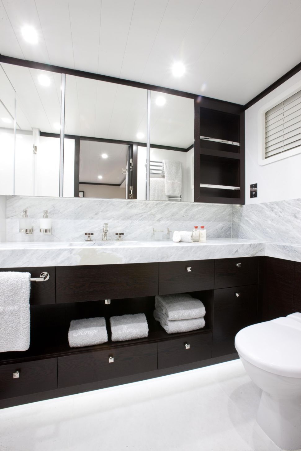Ensuite  00006.jpg