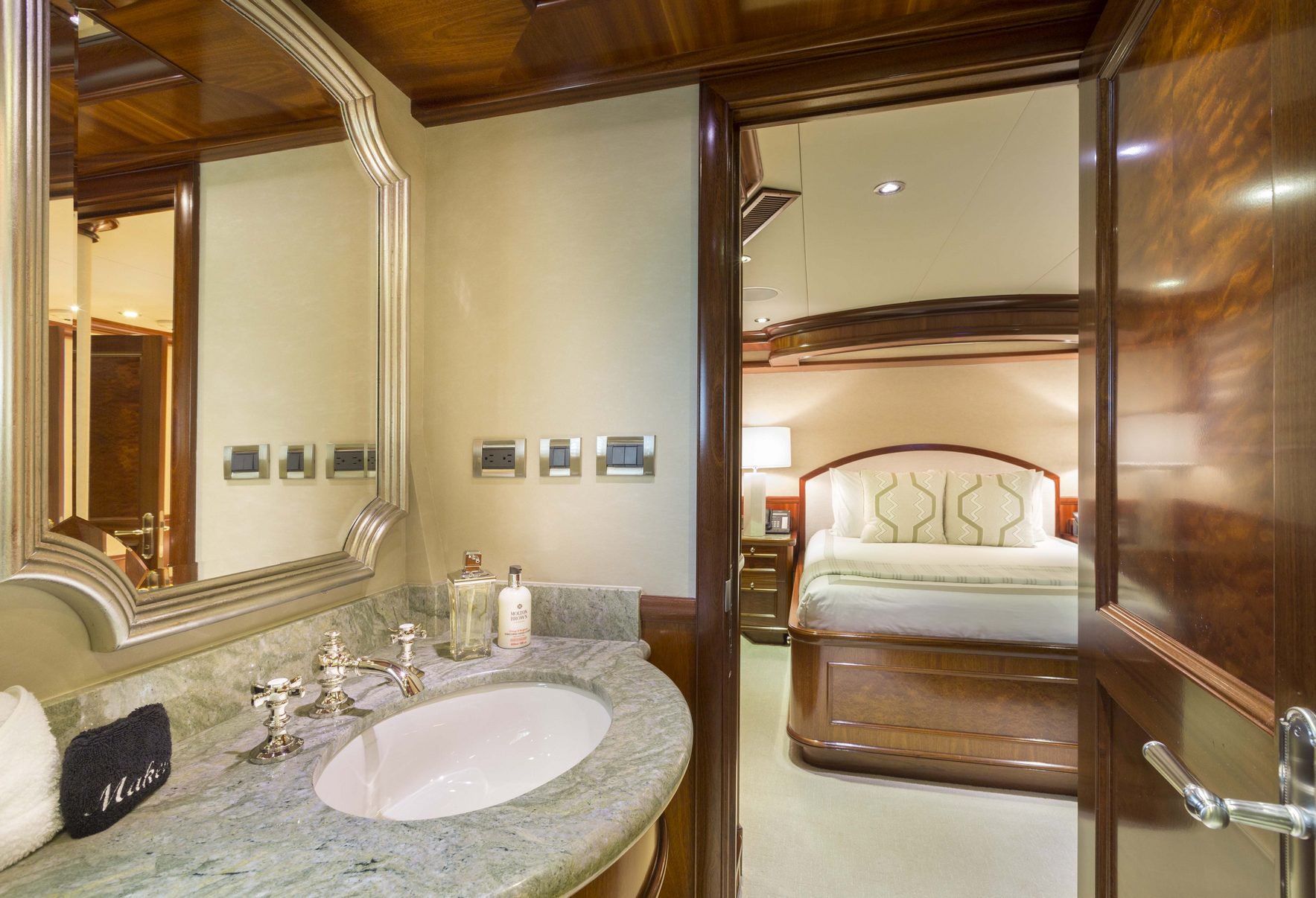 Ensuite  00013.jpg