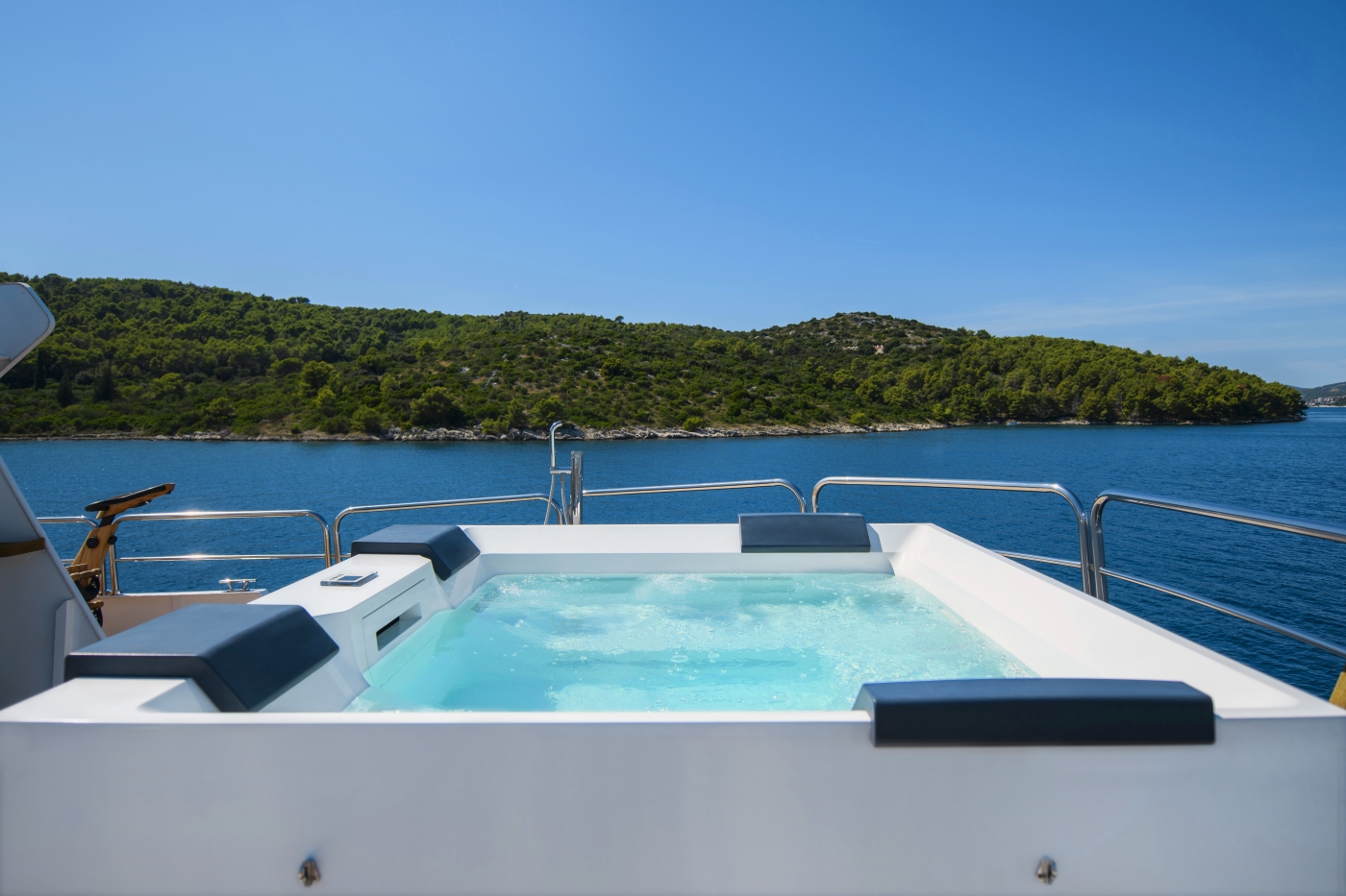Exterior Sunbathing Area01.jpg