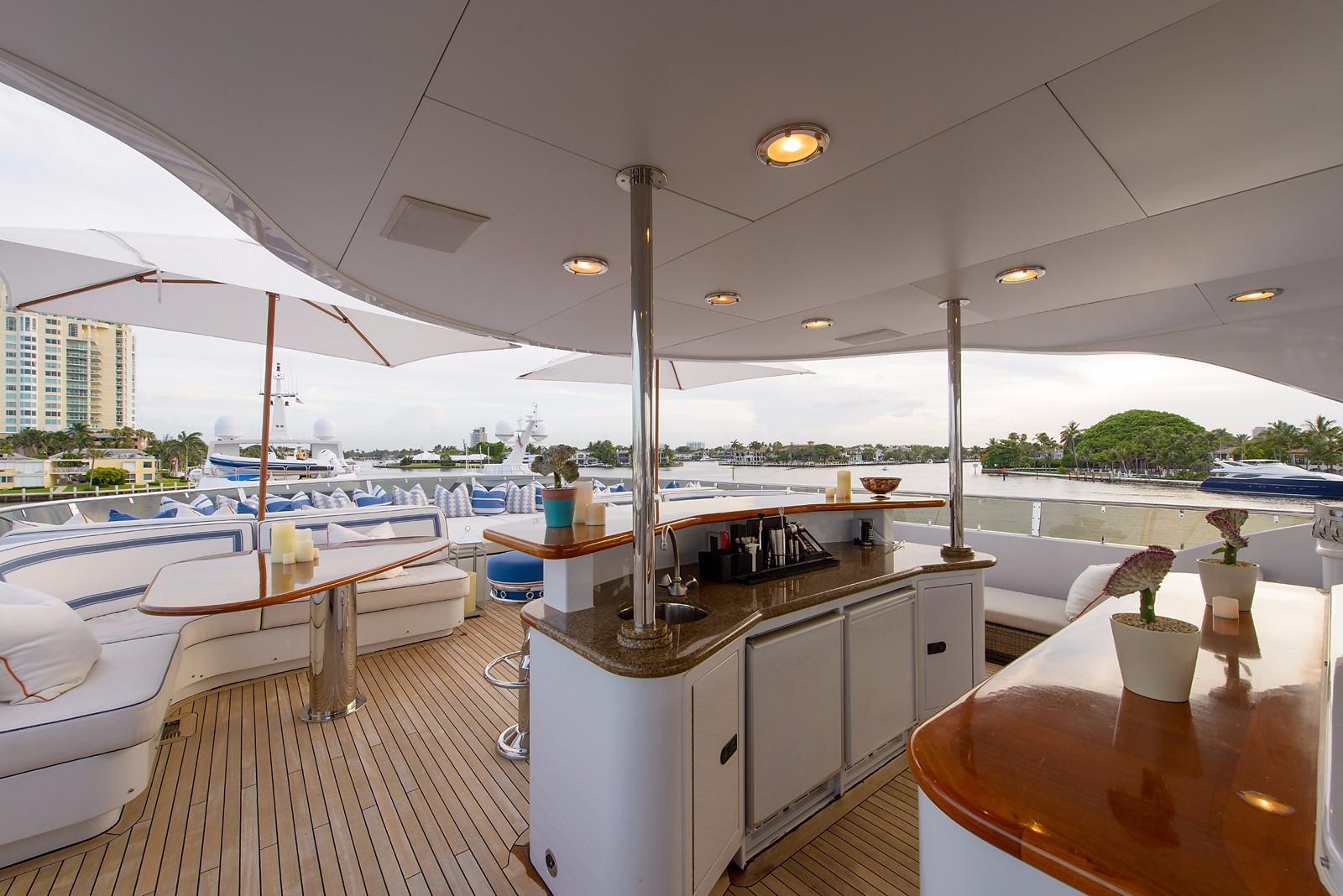 Exterior living areas  00004.jpg