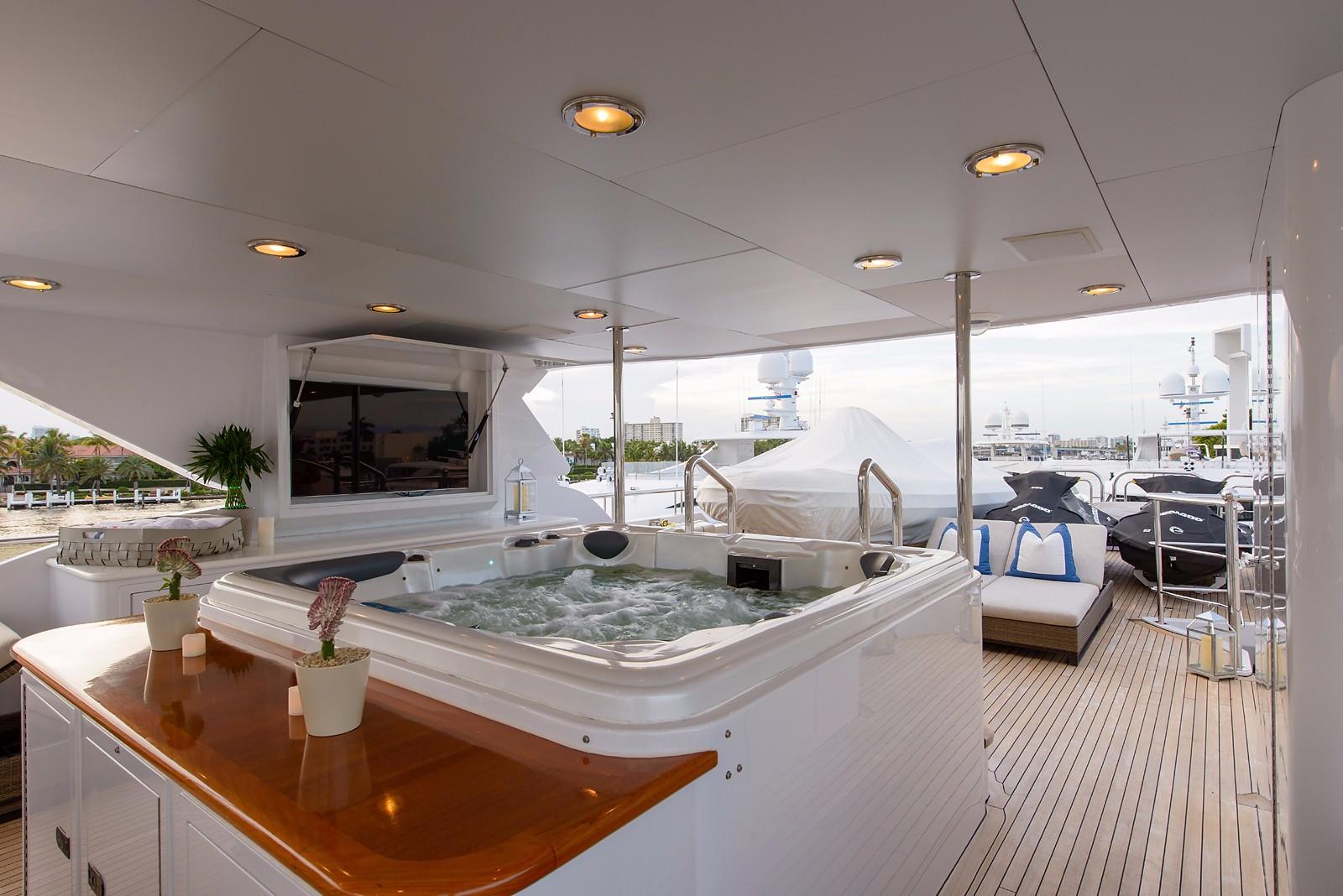 Exterior living areas  00005.jpg