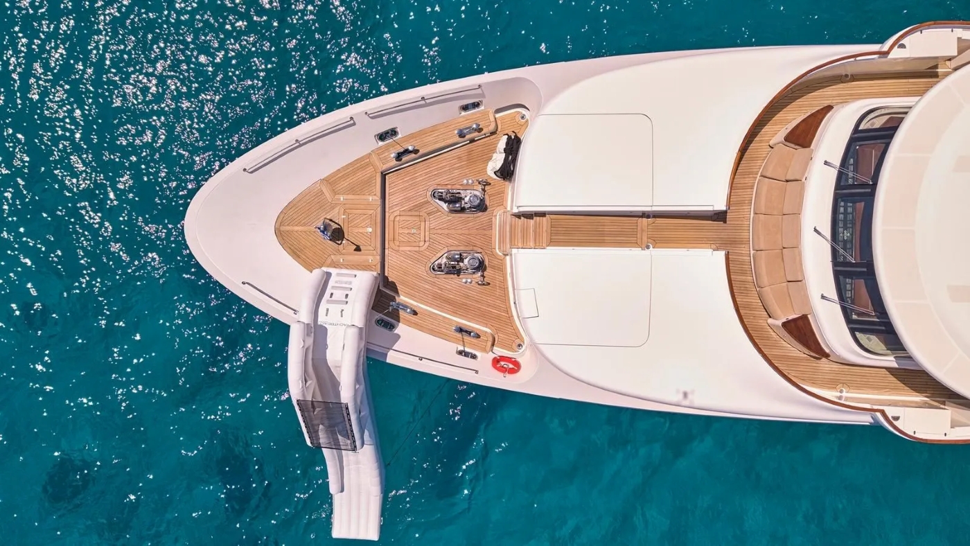 Foredeck Relaxation area .jpg