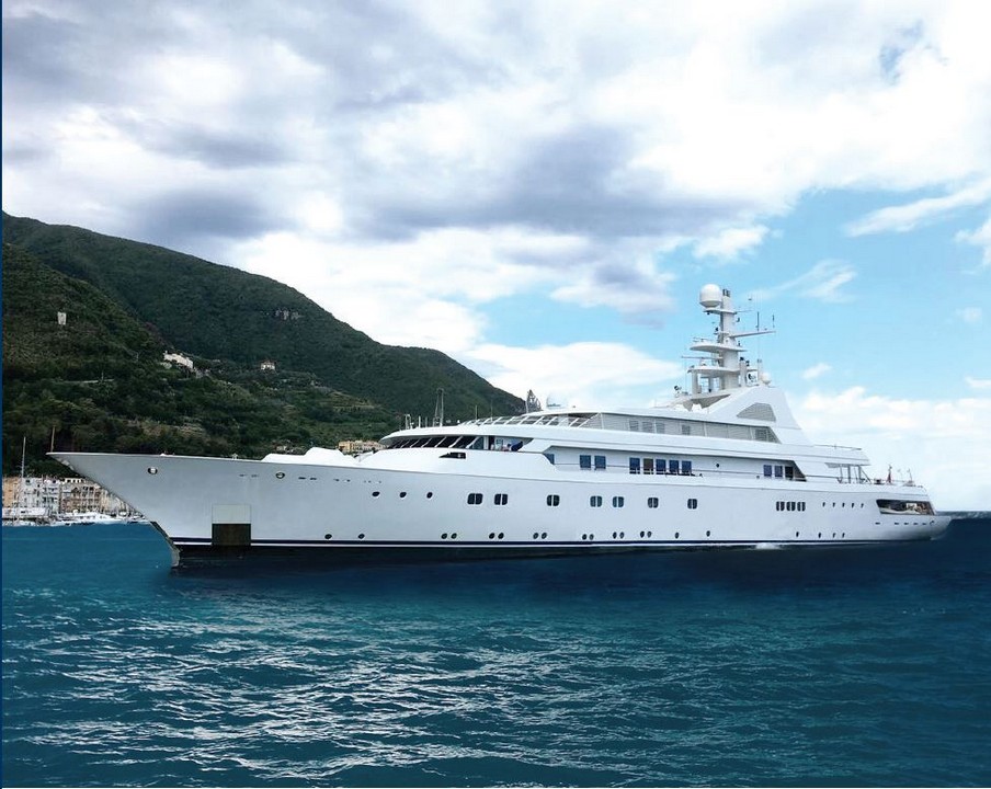 Grand Ocean yacht.jpg
