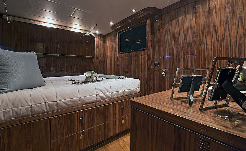 Guest Cabin 00010.jpg