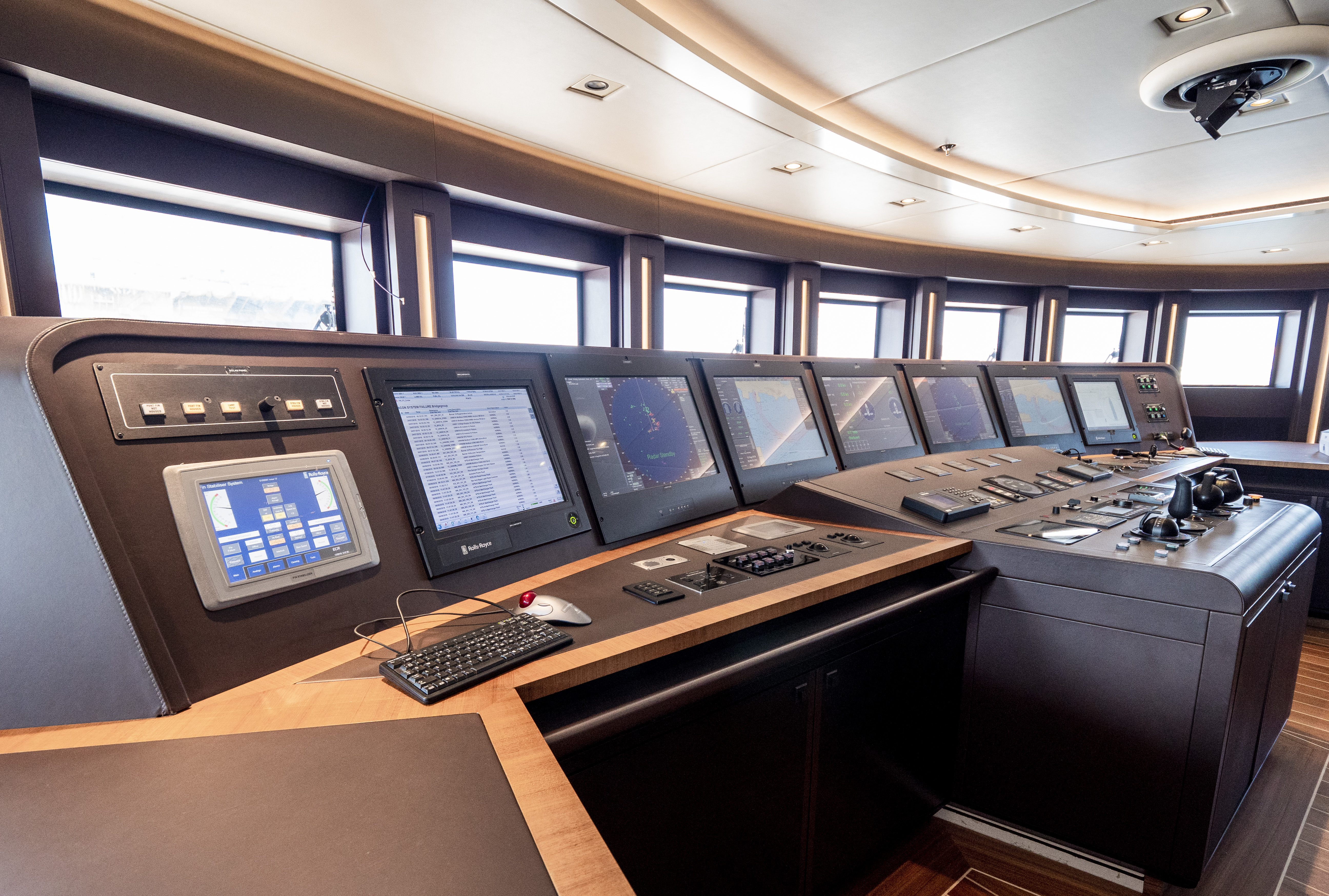 Helm station 3.jpg