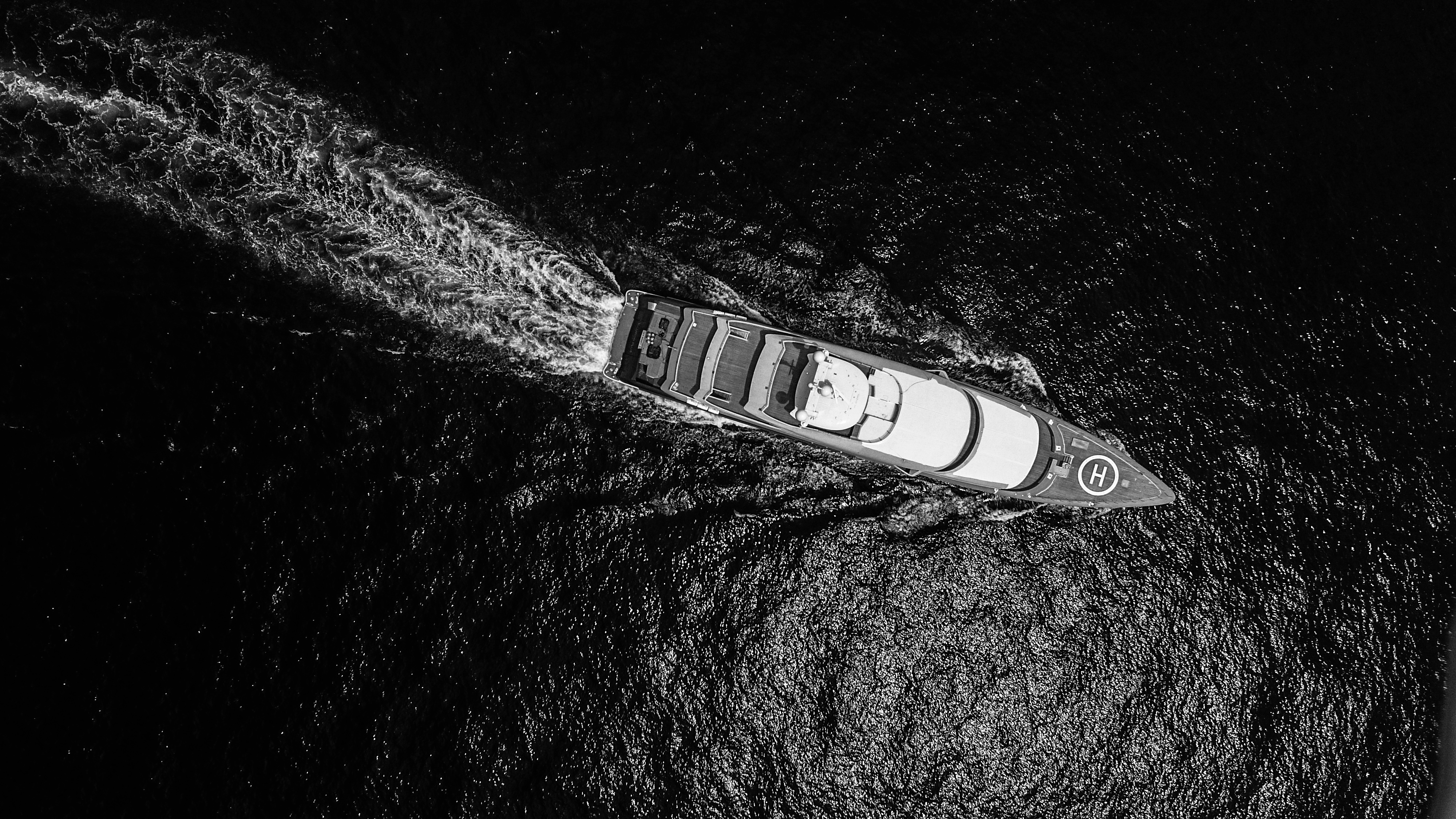 Illusion Plus - top view -  Pride Mega Yachts.jpg