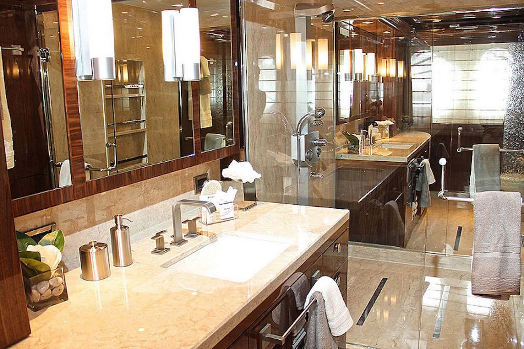 Interior 00004.jpg