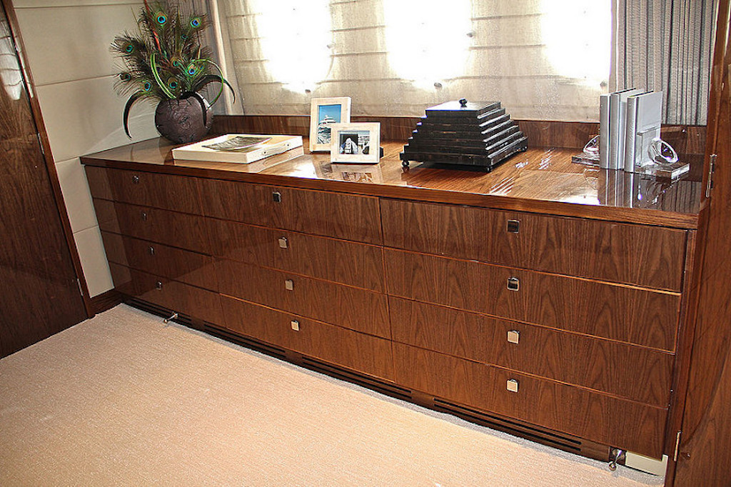 Interior 00005.jpg