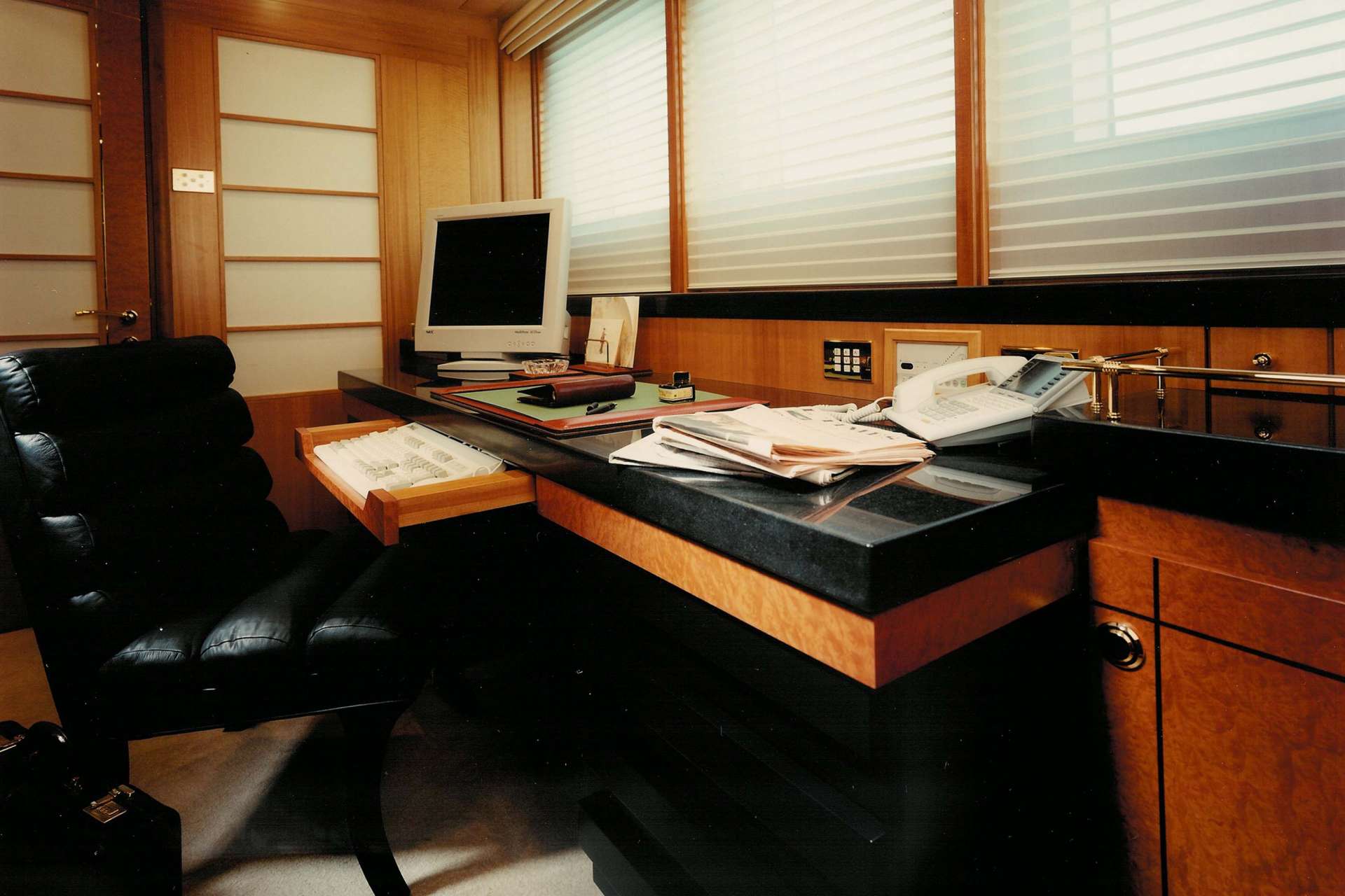Interior_Office.jpg