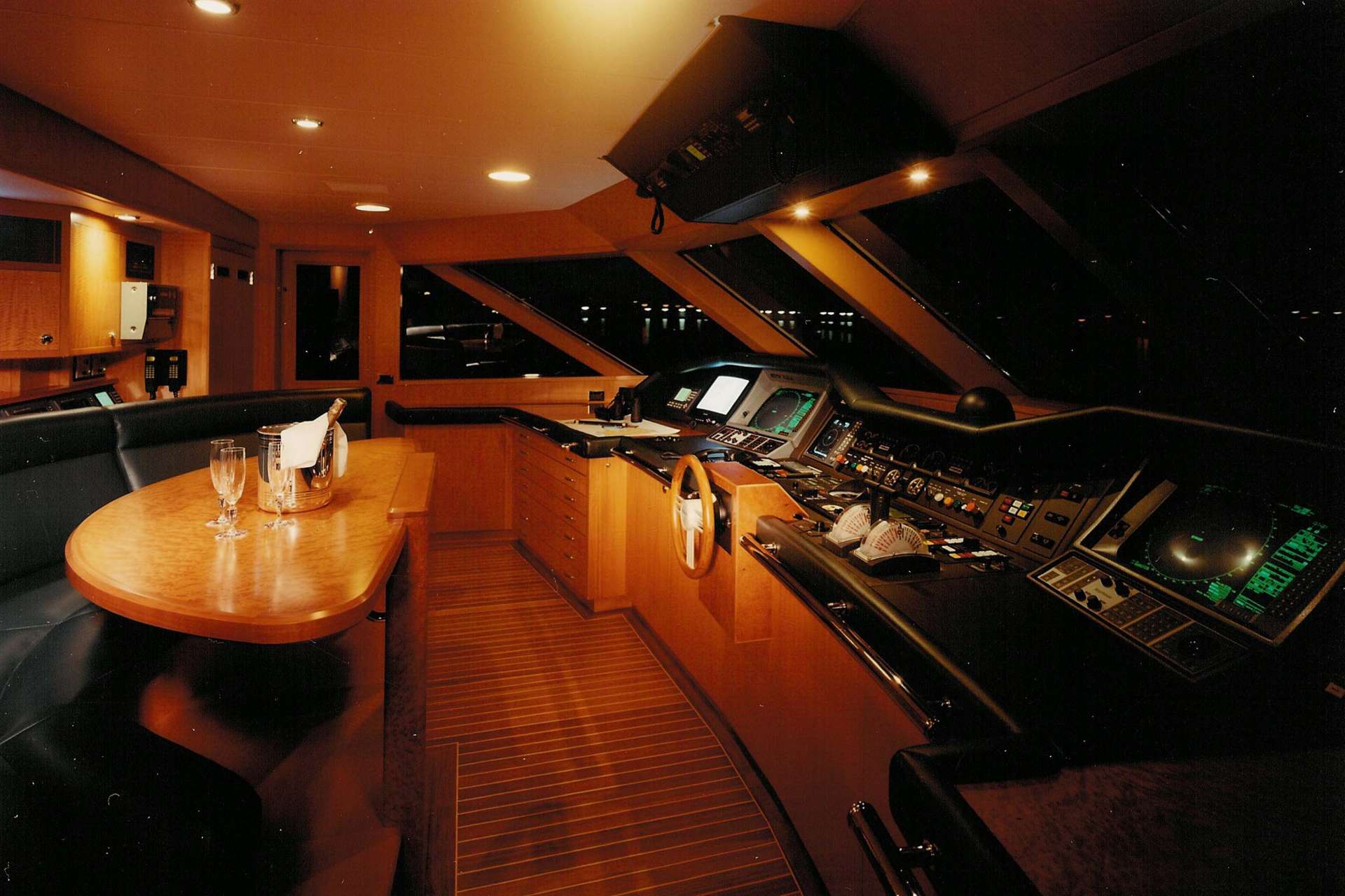Interior_Wheelhouse.jpg