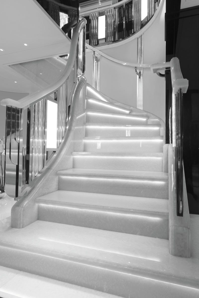 Lobby and staircase00004.jpg