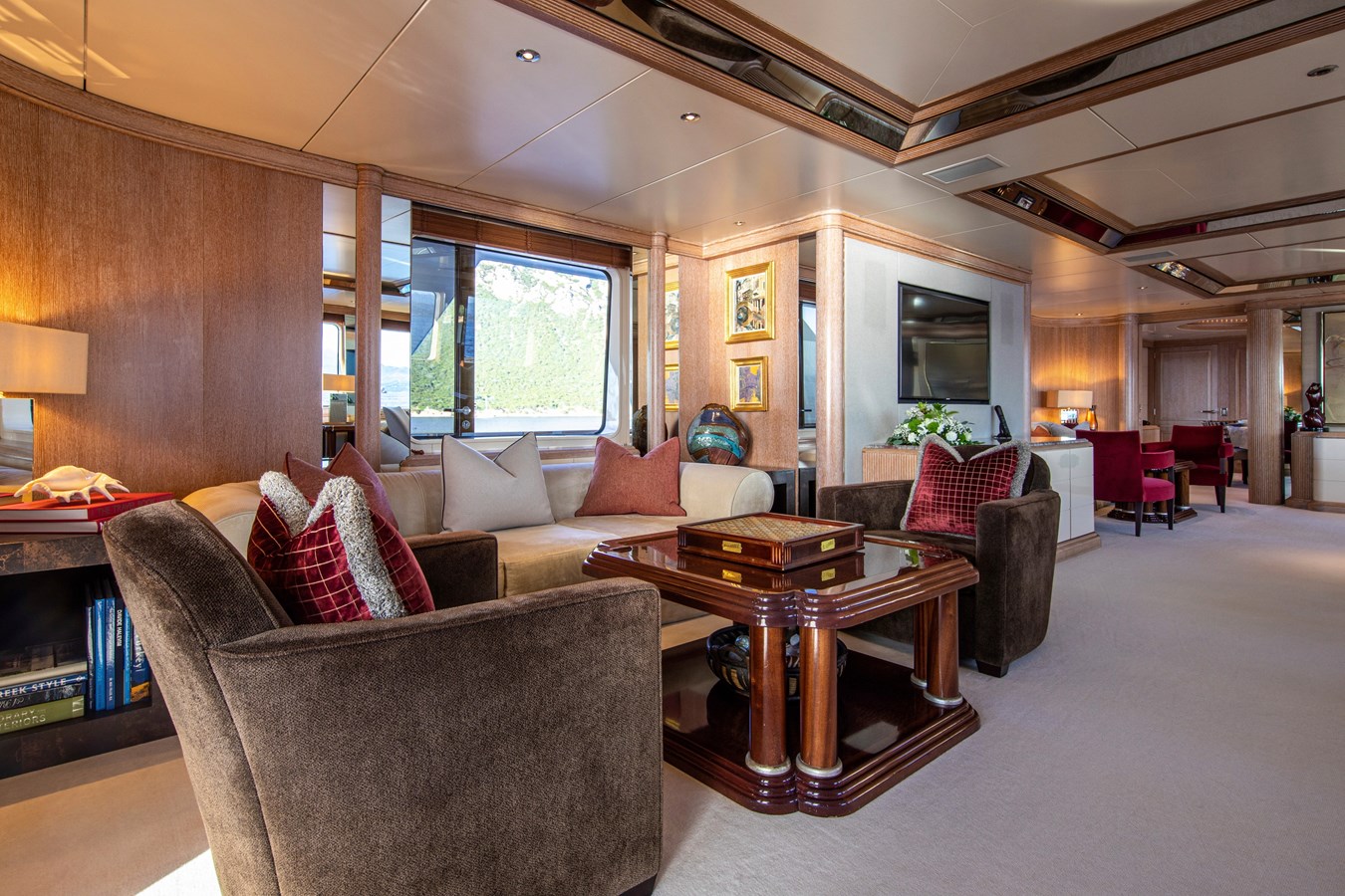 Lounge with games table.jpg