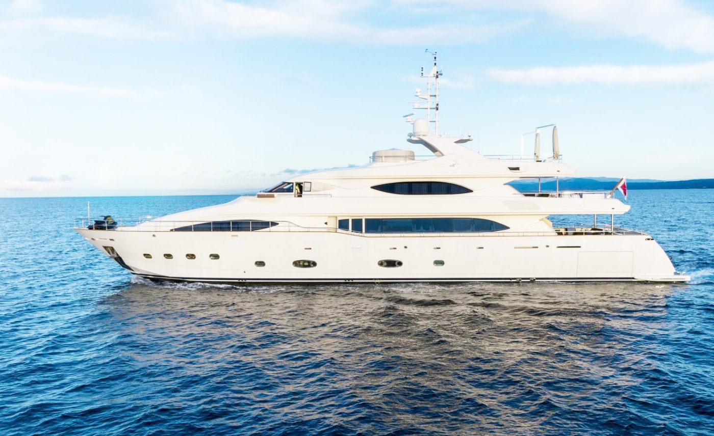 Luxury Superyacht ESCAPE.jpg