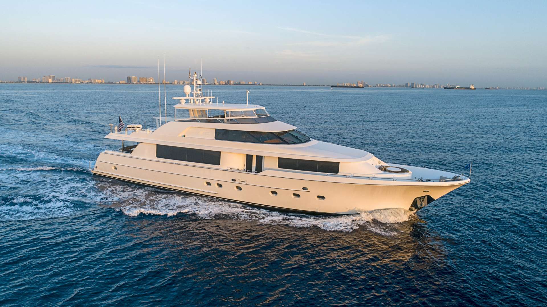 Luxury motor yacht INDIGO.jpg