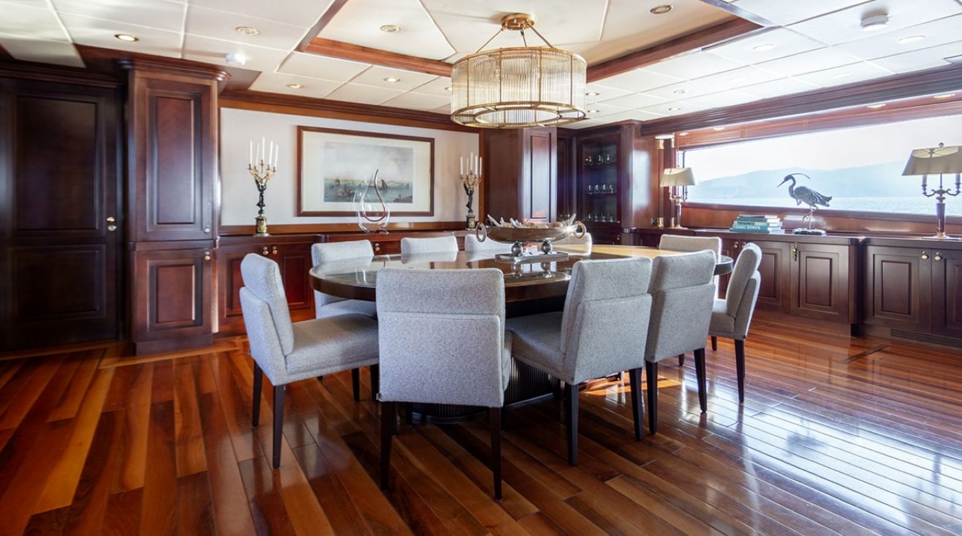 Main Dining .jpg
