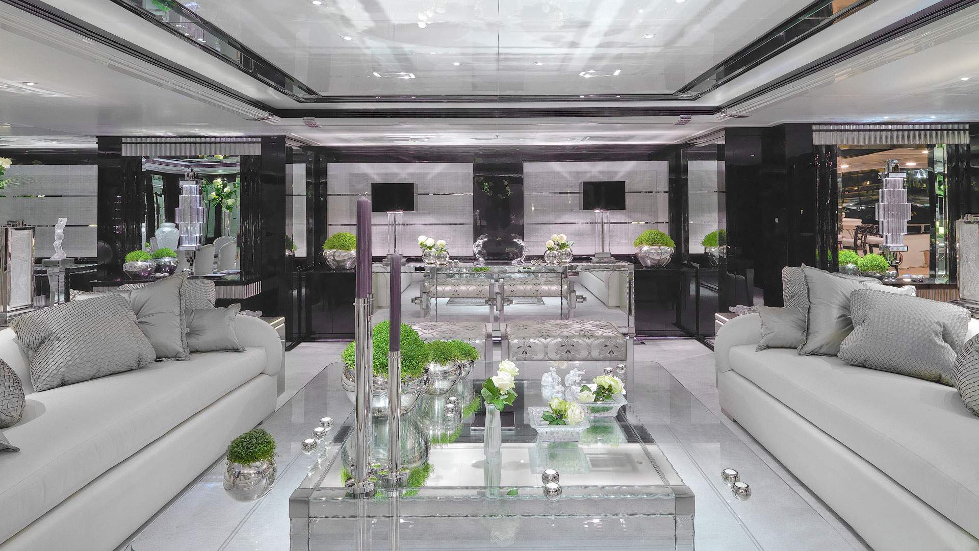 Main salon 2984.jpg