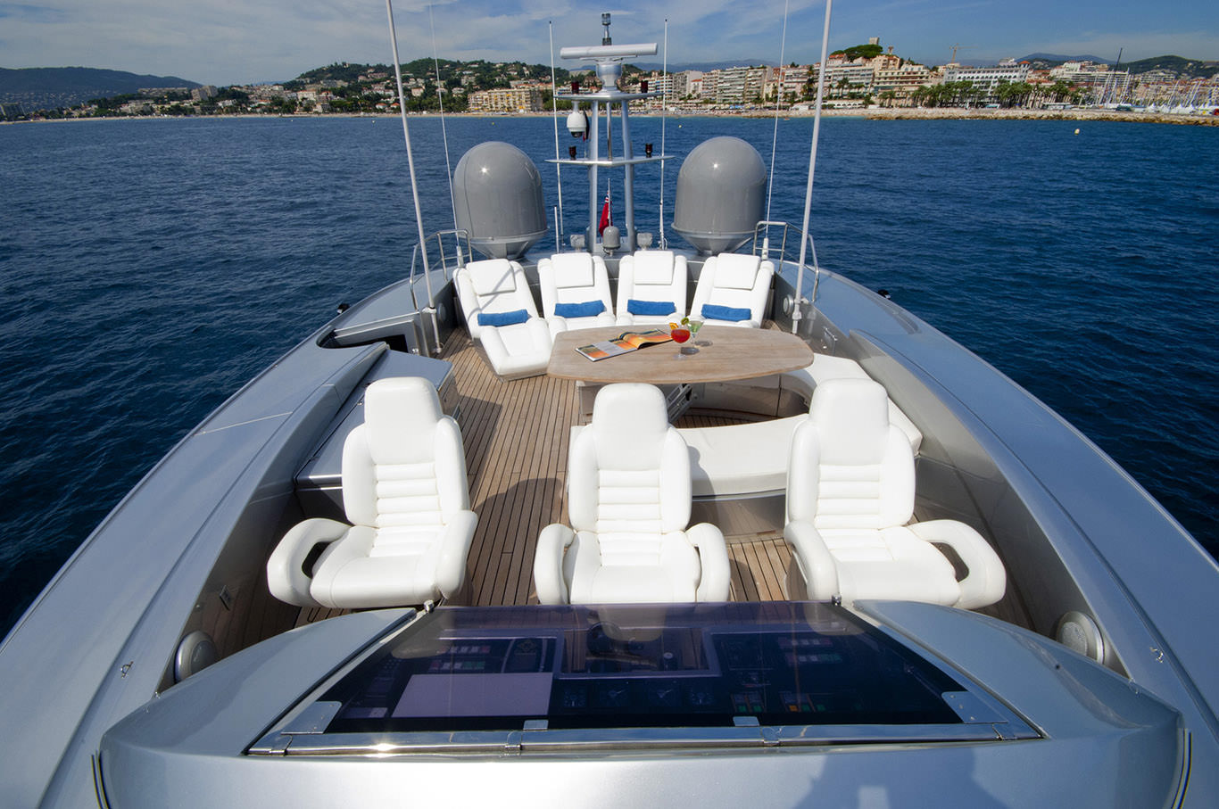 Mistral 55 - Exterior Living Spaces00002.jpg