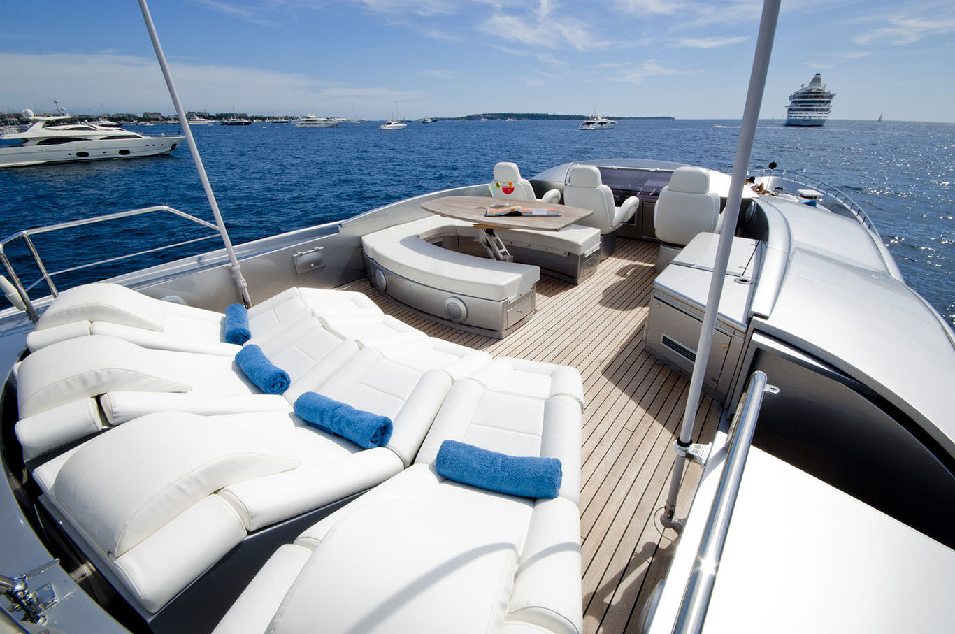 Mistral 55 - Exterior Living Spaces00003.jpg