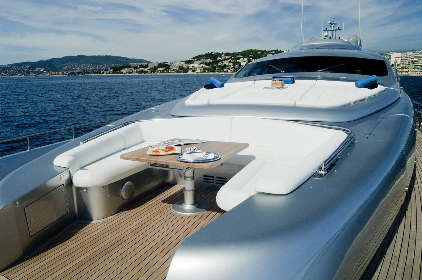 Mistral 55 - Exterior Living Spaces00005.jpg