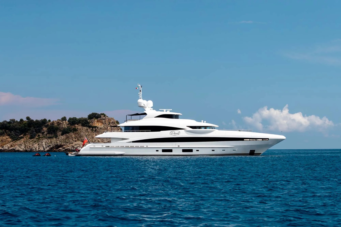 Motor Yacht PEARL.jpg