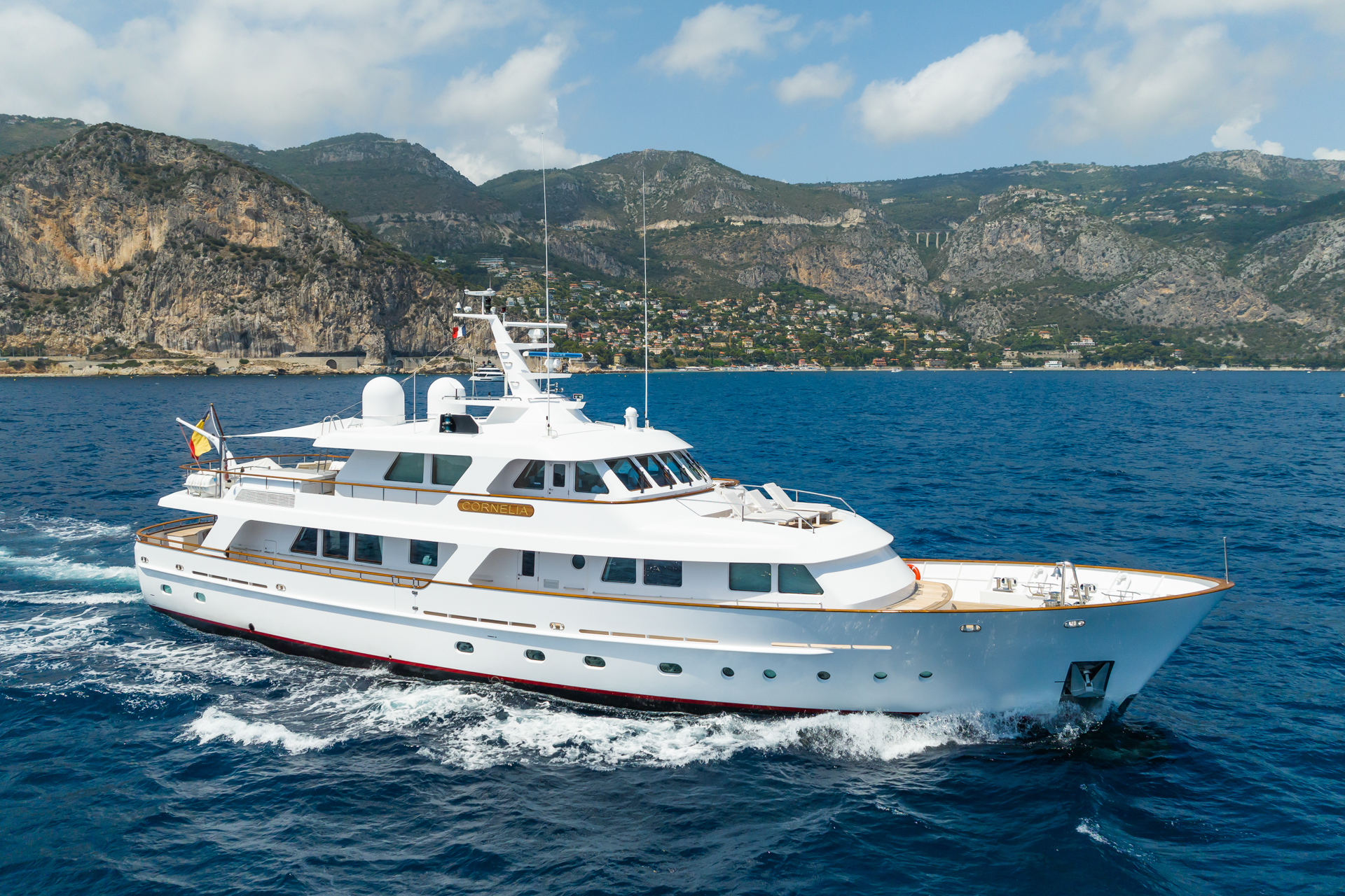 Motor yacht CORNELIA.jpg