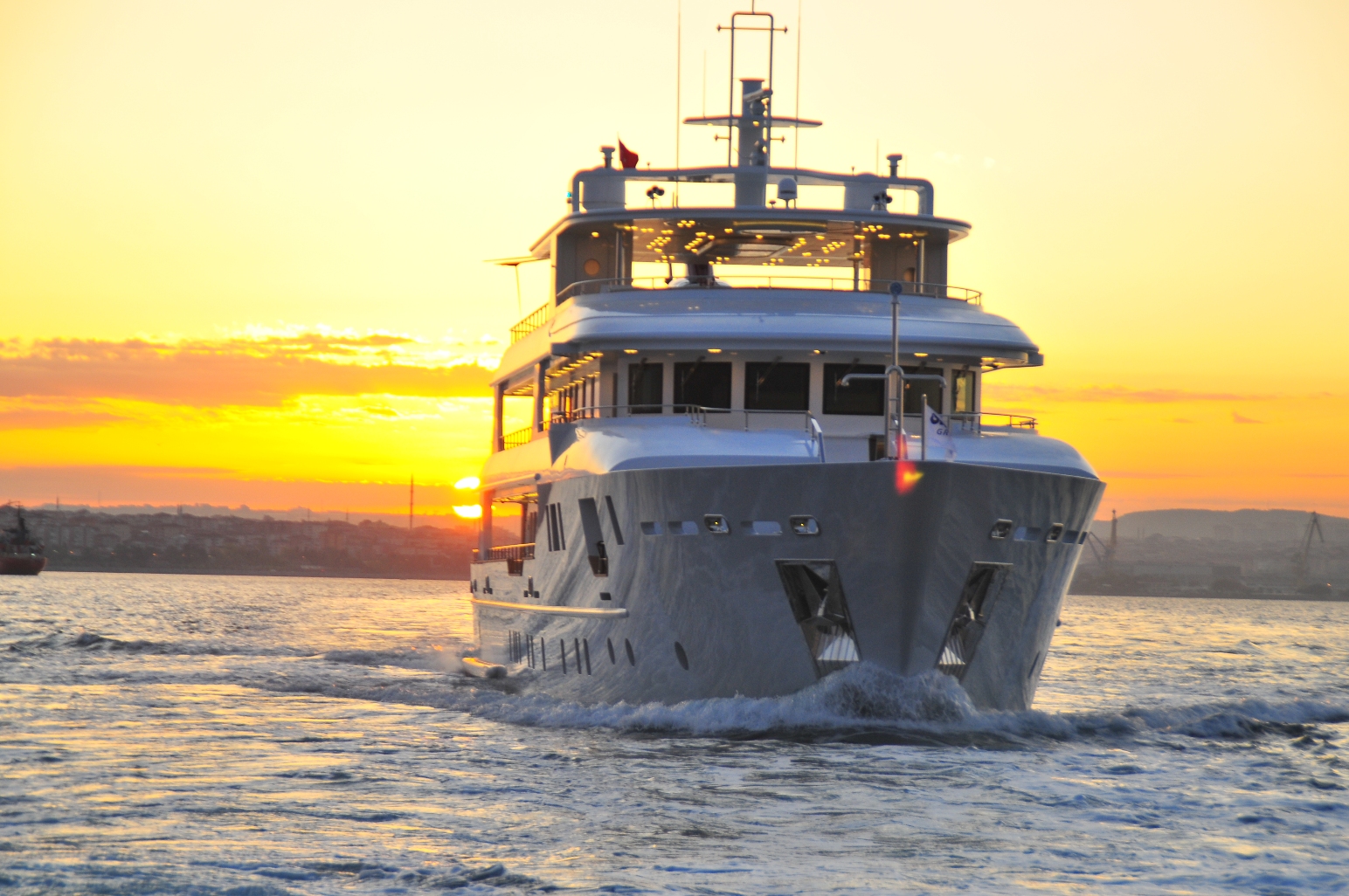 PALMARINA profile at sunset.jpg
