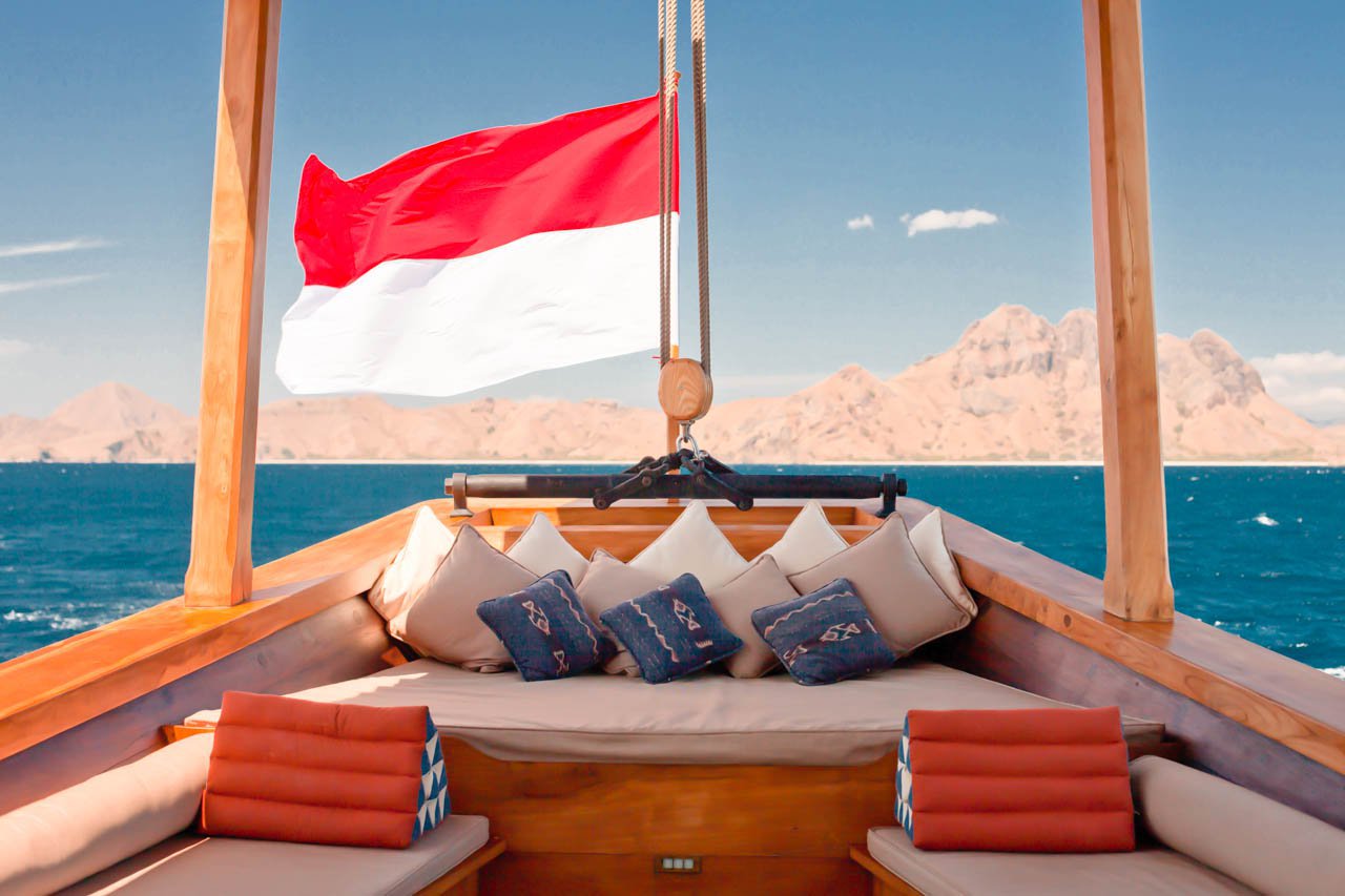 Perfect seating to relax out under the sun.jpg