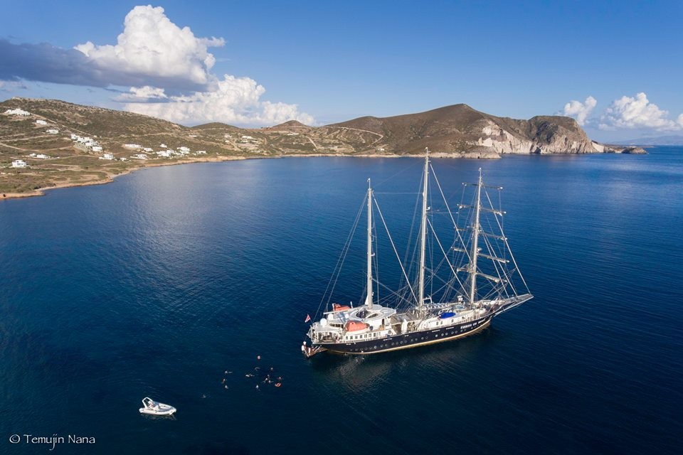 RUNNING ON WAVES yacht.jpg