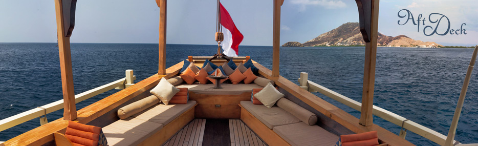 Relax on the aft deck.jpg