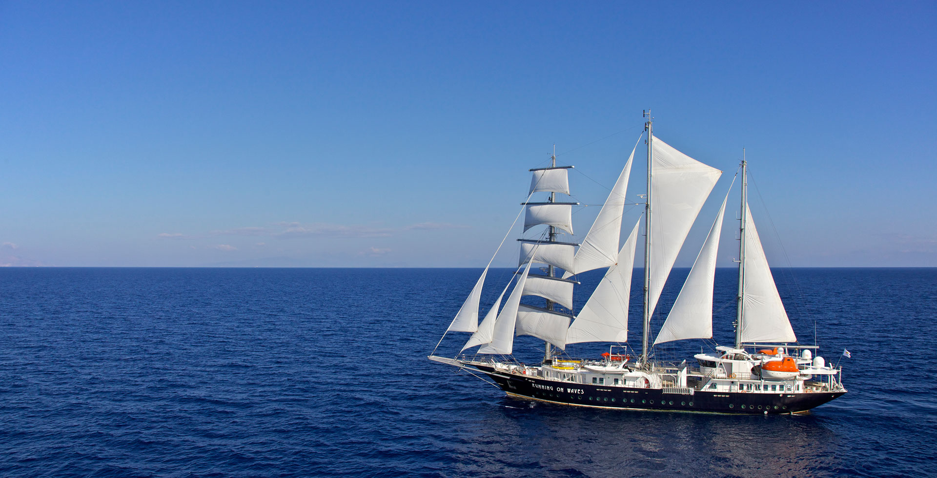 Running on Waves yacht .jpg