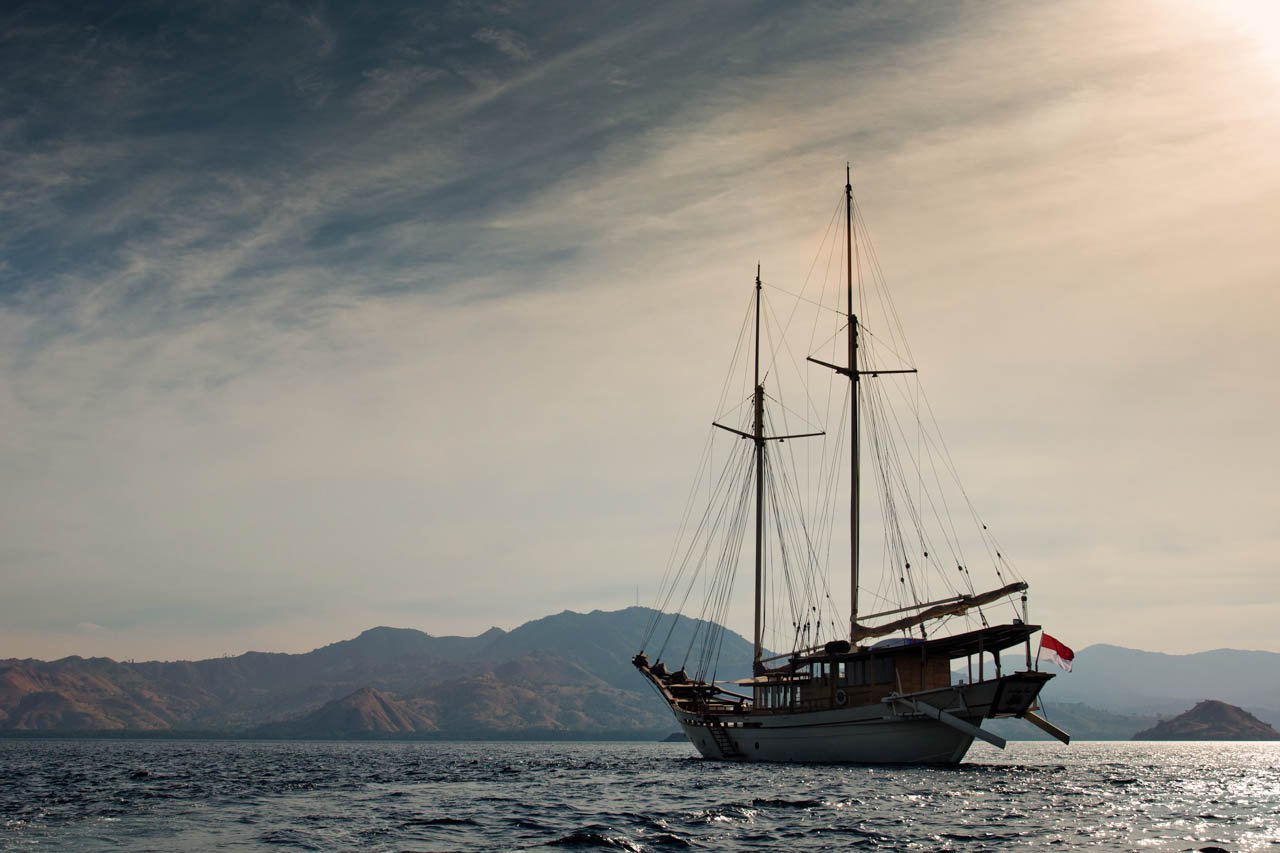 SI DATU BUA - out at sea.jpg