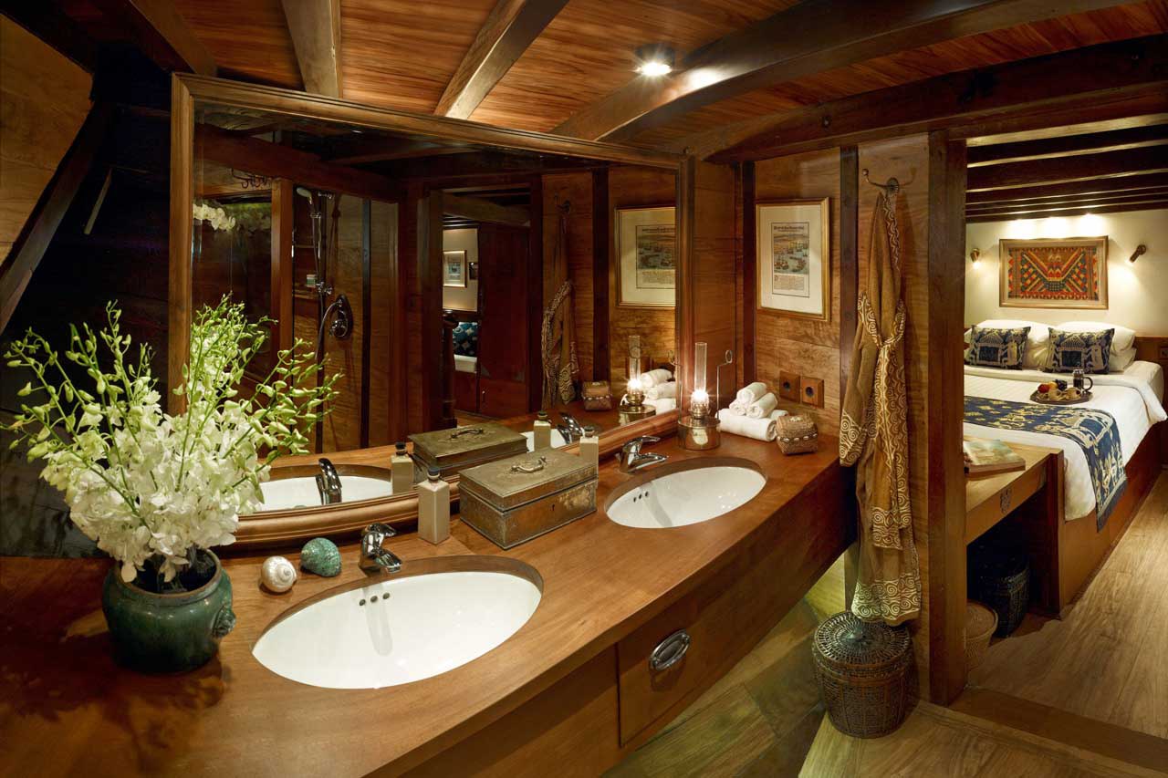SI DATU BUA Bathroom.jpg