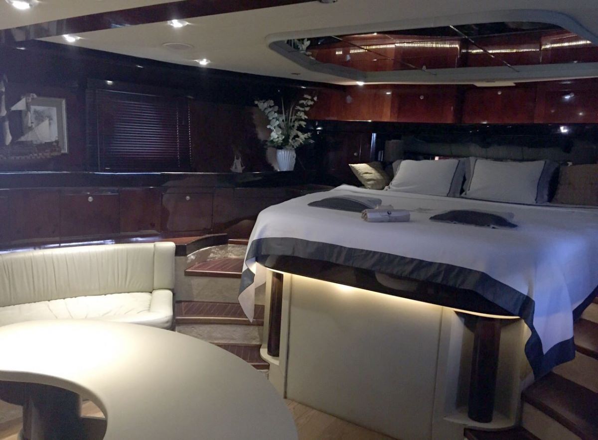 SUHEYLA SULTAN master suite.jpg