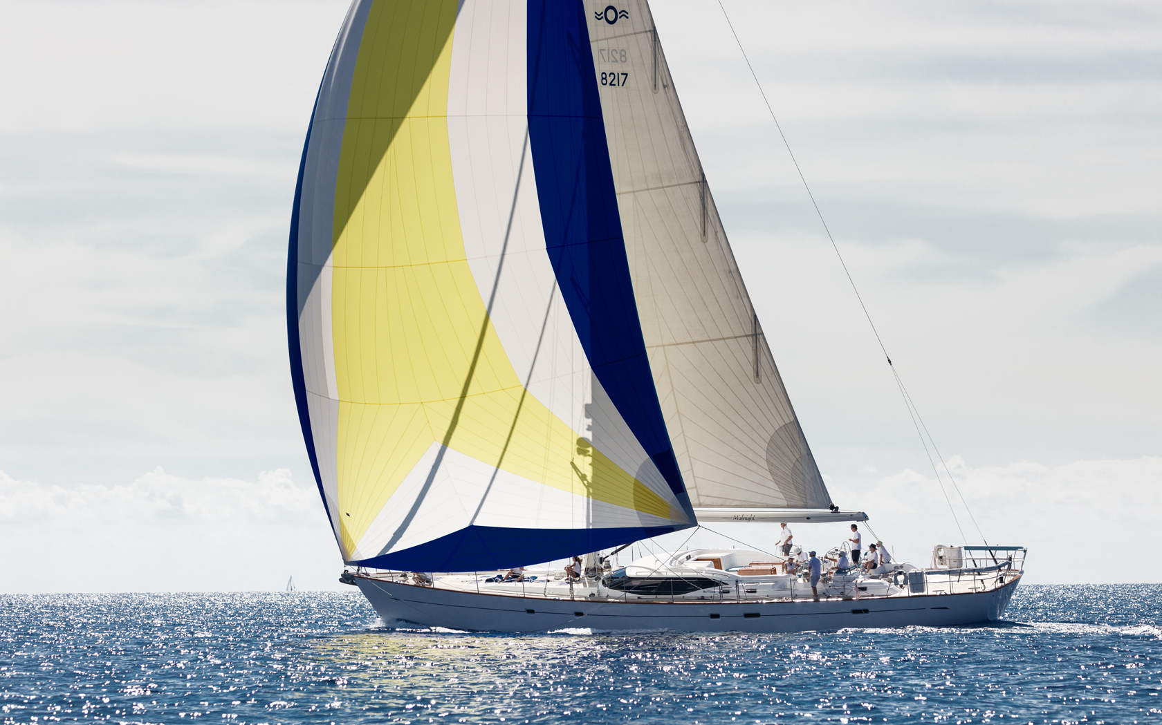 Sailing yacht MIDNIGHT.jpg