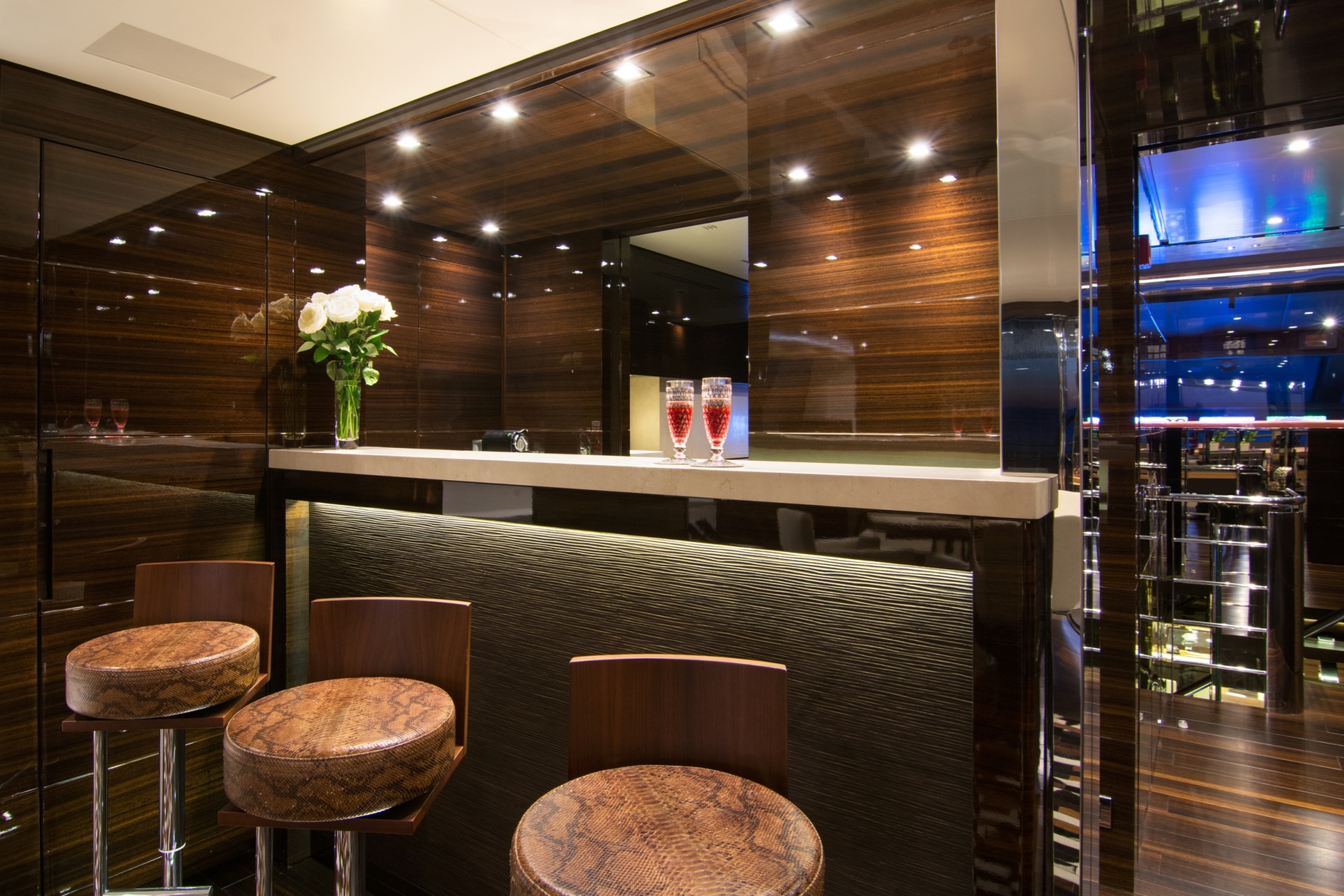 Skylounge bar and cocktails.jpg