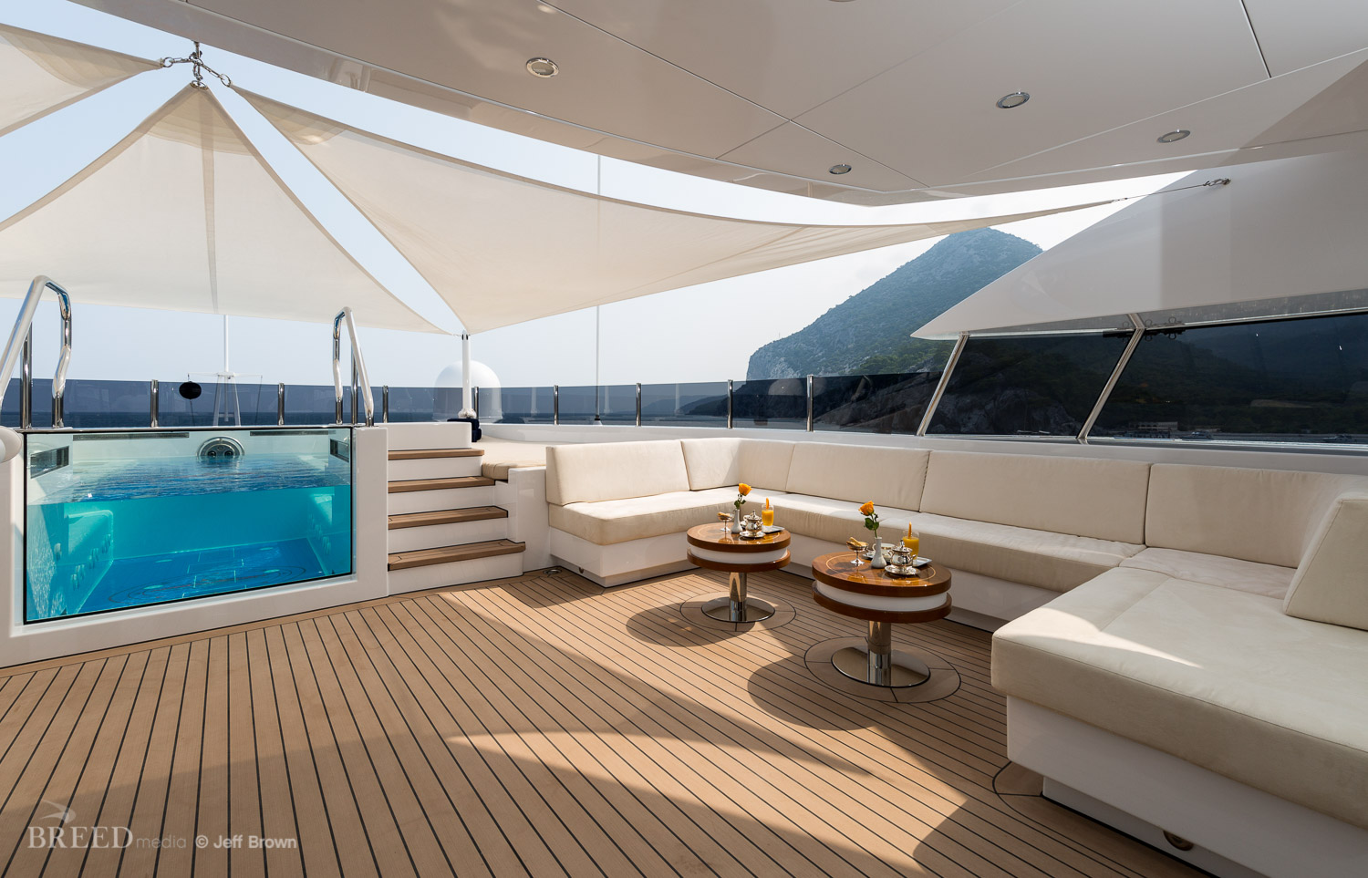 Spa pool on the sun deck.jpg
