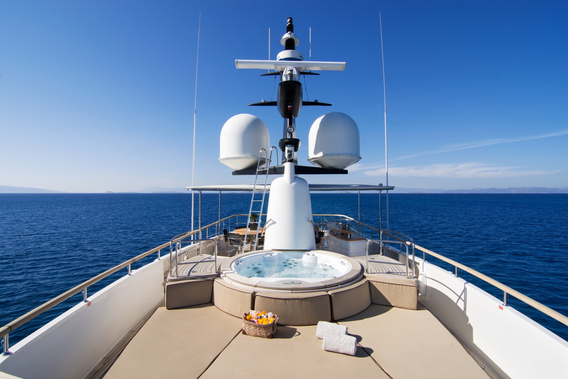 Sundeck looking aft.jpg